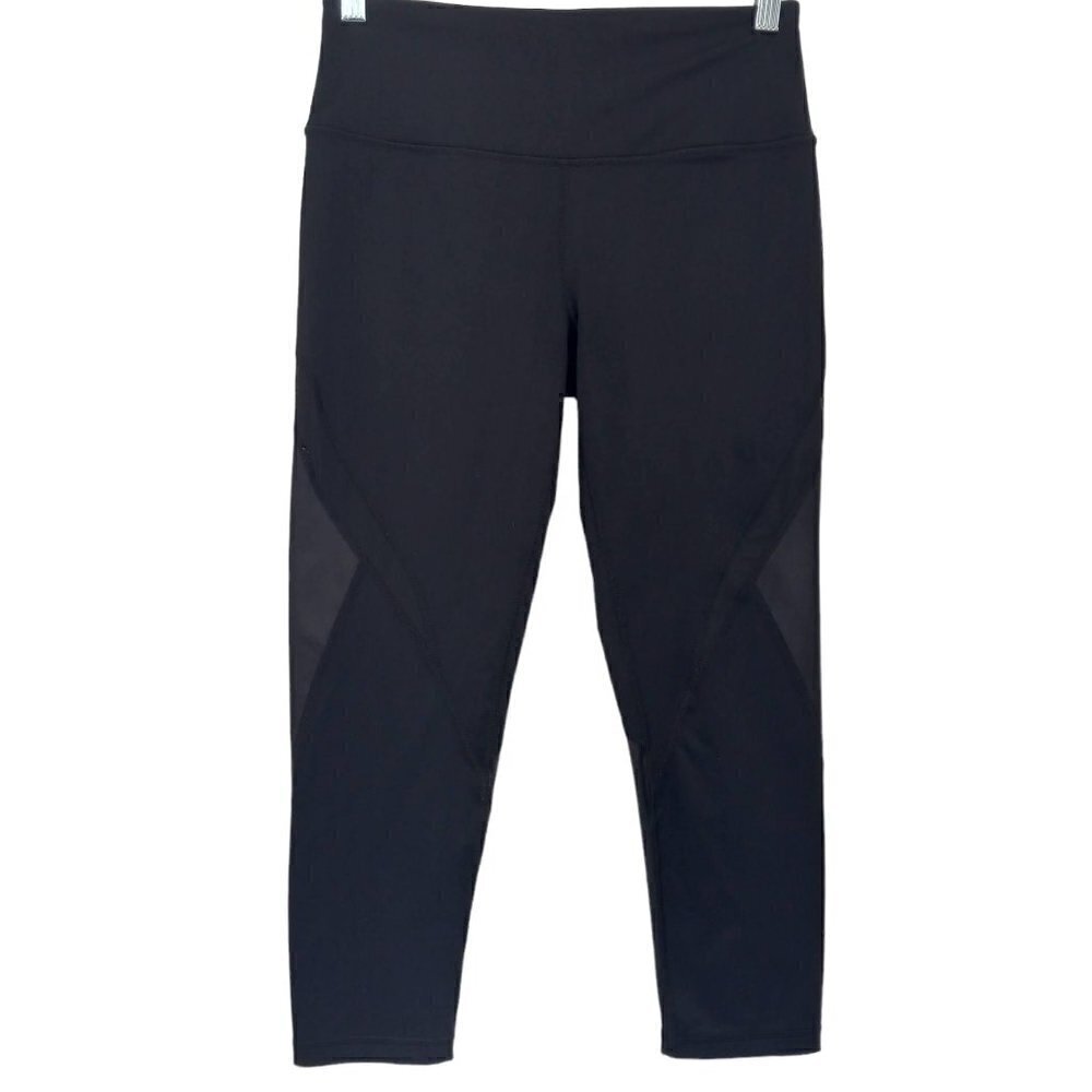 Victoria Sport Knockout Black Faux Leather Mesh Cutout Capri Athleisure Active S